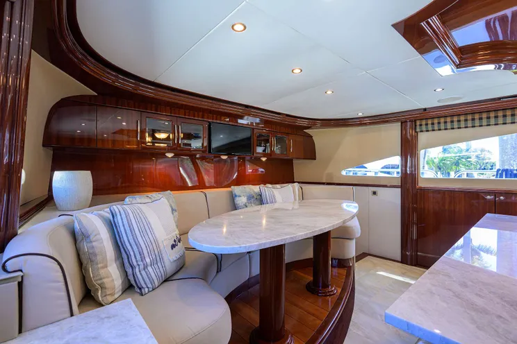 Charter Yacht LADY KRISTINA - Lazzara 112 - 5 Cabins - Nassau - Exumas - Bahamas