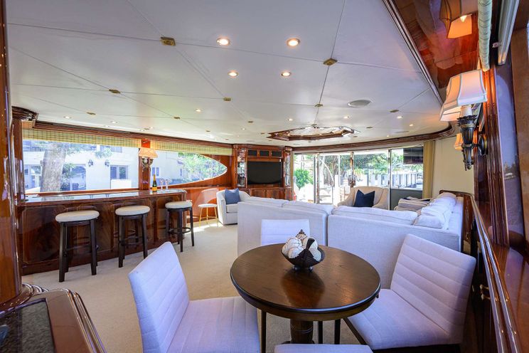 Charter Yacht LADY KRISTINA - Lazzara 112 - 5 Cabins - Nassau - Exumas - Bahamas