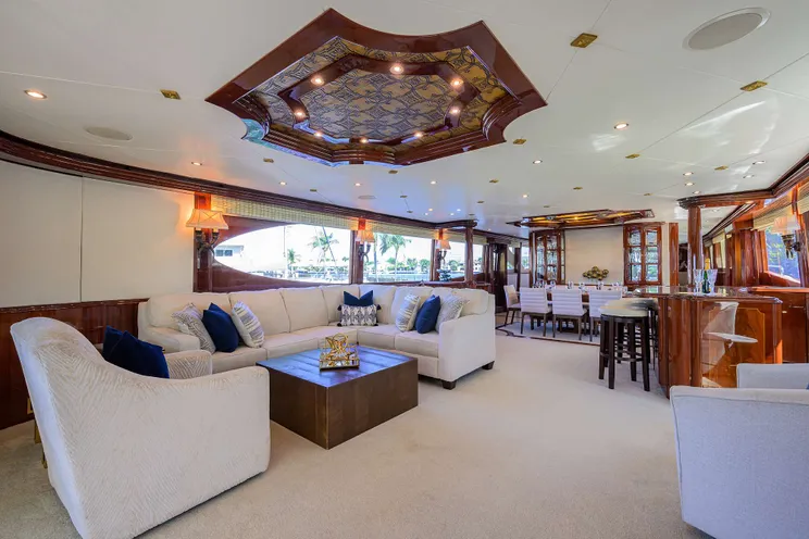 Charter Yacht LADY KRISTINA - Lazzara 112 - 5 Cabins - Nassau - Exumas - Bahamas