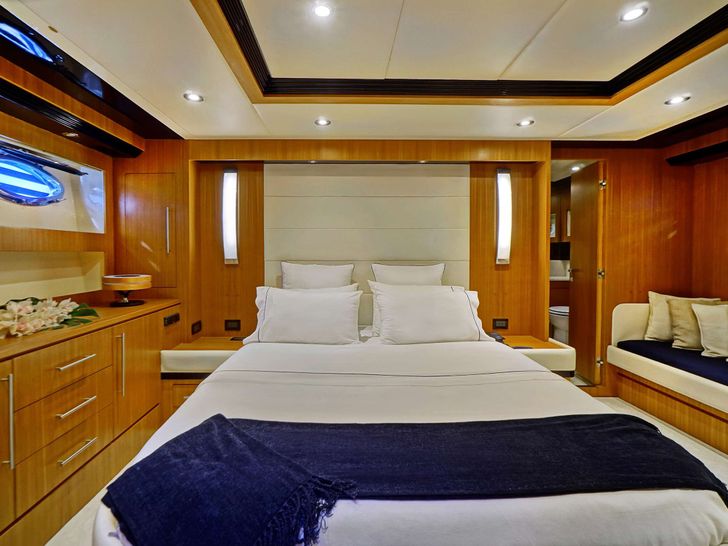 SEA U Riva Splendida 72 - master cabin SEA U Riva Splendida 72 - master cabin