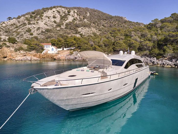 FOR EVER Pershing 80 - anchored bow view FOR EVER Pershing 80 - anchored bow view
