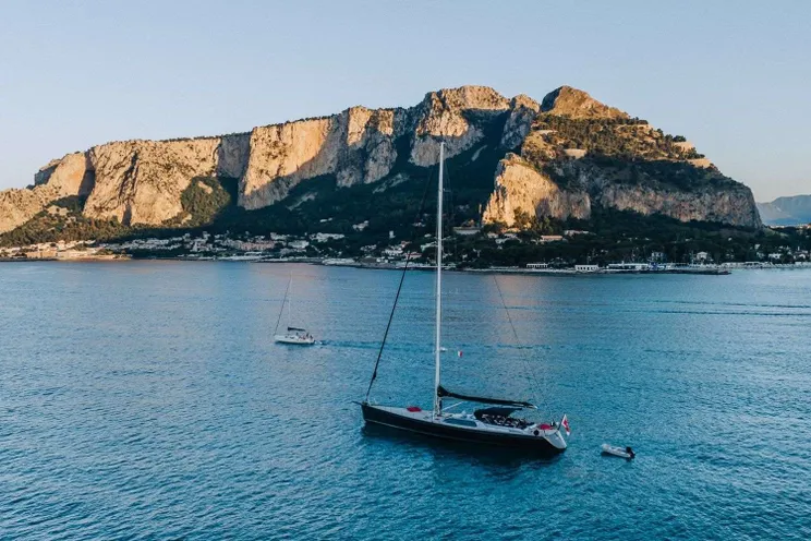 Charter Yacht FREE AT LAST - Marina 92 Barcelona - 3 Cabins - Olbia - La Maddalena - Sardinia - Italy