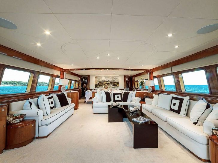 THEION Baglietto 30m - saloon THEION Baglietto 30m - saloon