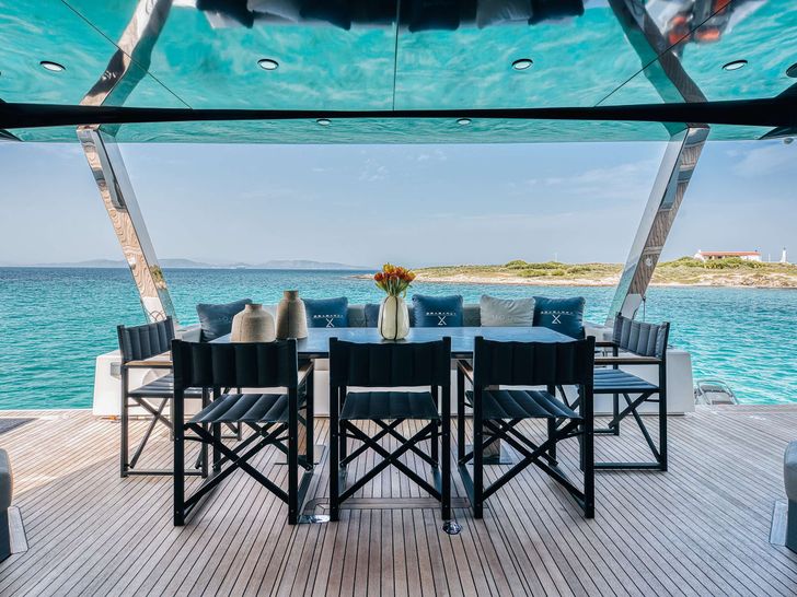 SEABARIT LX Moon Yacht 60 - aft deck SEABARIT LX Moon Yacht 60 - aft deck