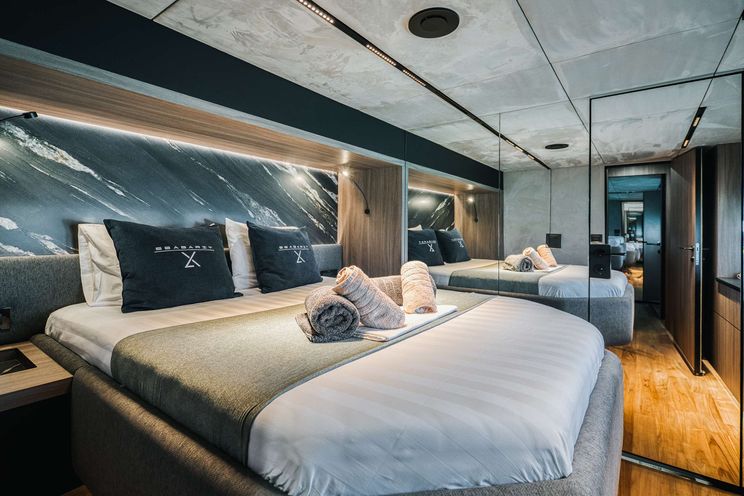 Charter Yacht SEABARIT LX - Moon Yacht 60 - 5 Cabins - Athens - Mykonos - Paros - Cyclades - Greece