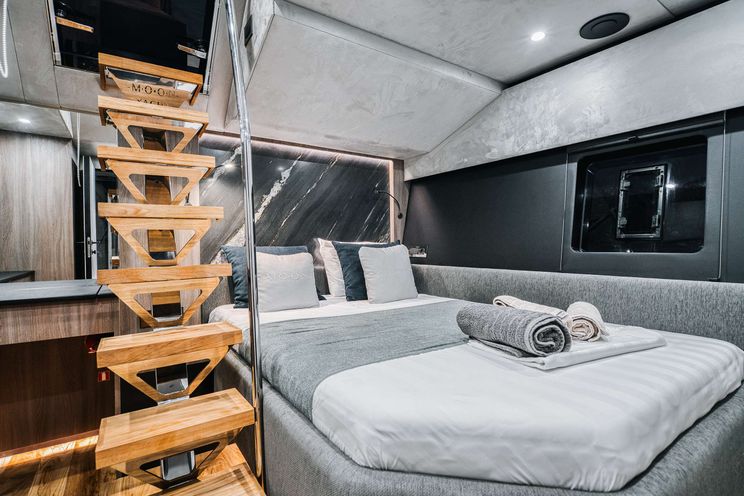 Charter Yacht SEABARIT LX - Moon Yacht 60 - 5 Cabins - Athens - Mykonos - Paros - Cyclades - Greece