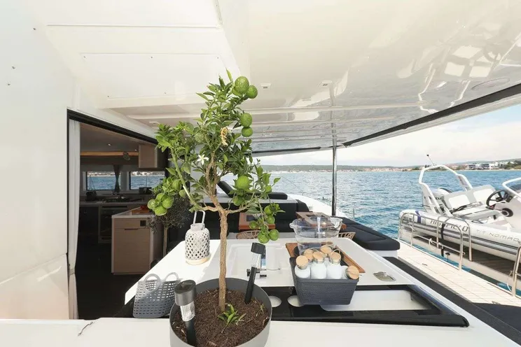 Charter Yacht NOMAD - Lagoon 55 - 4 Cabins - Split - Dubrovnik - Hvar - Croatia