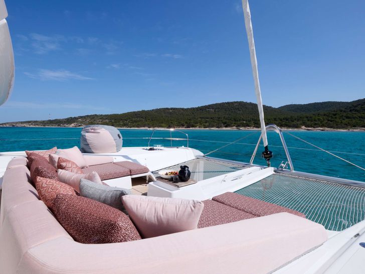 DREAM Lagoon 55 - Trampolines DREAM Lagoon 55 - Trampolines