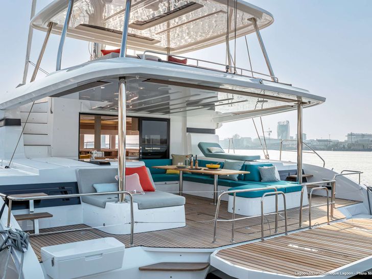 DREAM Lagoon 55 - aft deck DREAM Lagoon 55 - aft deck