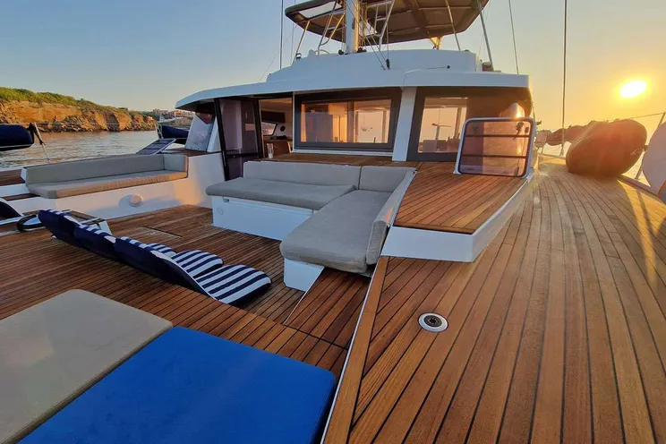 Charter Yacht BLUE LAGOON - Bali 5.4 - 5 Cabins - St Martin - St Barths - Leewards - Caribbean