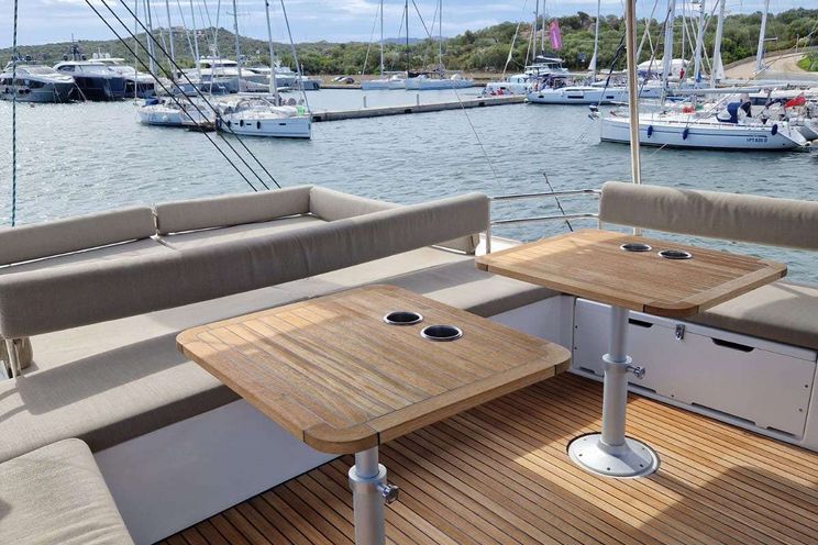 Charter Yacht BLUE LAGOON - Bali 5.4 - 5 Cabins - St Martin - St Barths - Leewards - Caribbean