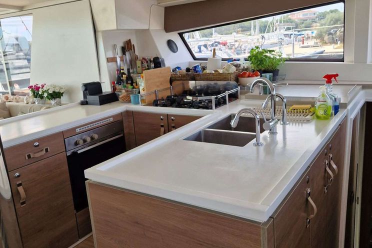 Charter Yacht BLUE LAGOON - Bali 5.4 - 5 Cabins - St Martin - St Barths - Leewards - Caribbean