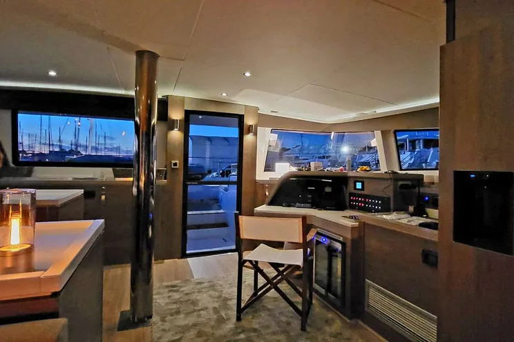 Charter Yacht BLUE LAGOON - Bali 5.4 - 5 Cabins - St Martin - St Barths - Leewards - Caribbean