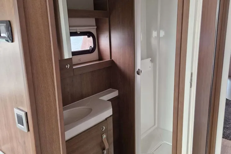 Charter Yacht BLUE LAGOON - Bali 5.4 - 5 Cabins - St Martin - St Barths - Leewards - Caribbean