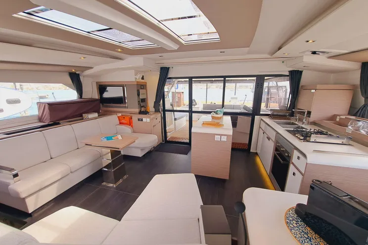Charter Yacht LE GRAND BOGAVANT - Fountaine Pajot Aura 51- 4 Cabins - Tortola - Anegada - Virgin Gorda - BVI - Caribbean