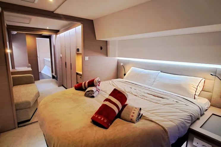 Charter Yacht LE GRAND BOGAVANT - Fountaine Pajot Aura 51- 4 Cabins - Tortola - Anegada - Virgin Gorda - BVI - Caribbean