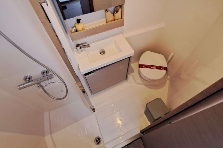 Charter Yacht LE GRAND BOGAVANT - Fountaine Pajot Aura 51- 4 Cabins - Tortola - Anegada - Virgin Gorda - BVI - Caribbean