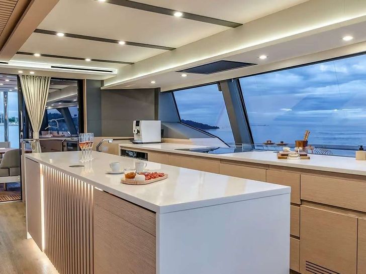 SOL MADININA Fountaine Pajot Thira 80 - galley SOL MADININA Fountaine Pajot Thira 80 - galley
