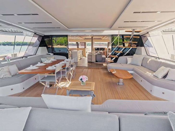 SOL MADININA Fountaine Pajot Thira 80 - aft deck SOL MADININA Fountaine Pajot Thira 80 - aft deck