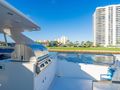PILOT LOUNGE Horizon E84 - flybridge grilling area PILOT LOUNGE Horizon E84 - flybridge grilling area