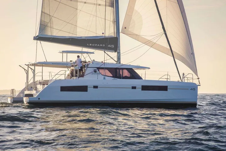 Charter Yacht SISTERS - Leopard 45 - 3 Cabins - Split - Dubrovnik - Hvar - Croatia