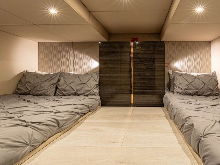 ISLAND MAJESTY Sunreef 68 Supreme Power - twin cabin ISLAND MAJESTY Sunreef 68 Supreme Power - twin cabin