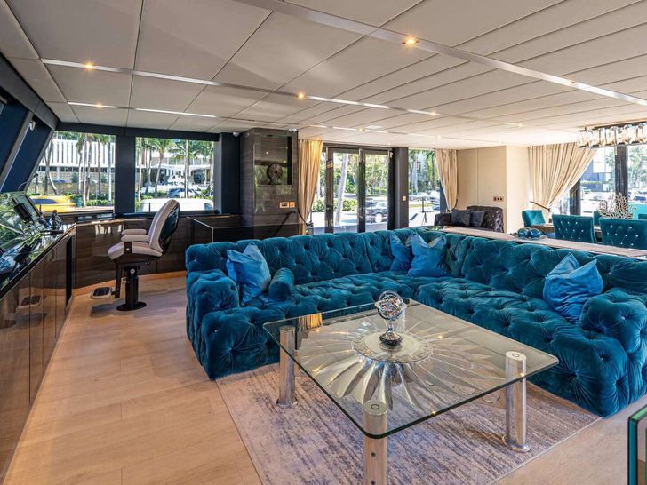 ISLAND MAJESTY Sunreef 68 Supreme Power - saloon ISLAND MAJESTY Sunreef 68 Supreme Power - saloon