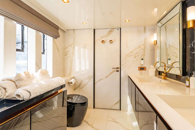 Charter Yacht ISLAND MAJESTY - Sunreef 68 Supreme Power - 3 Cabins - Miami - Florida