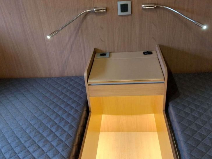 ITALY Bali 5.4 - cabin 4 ITALY Bali 5.4 - cabin 4