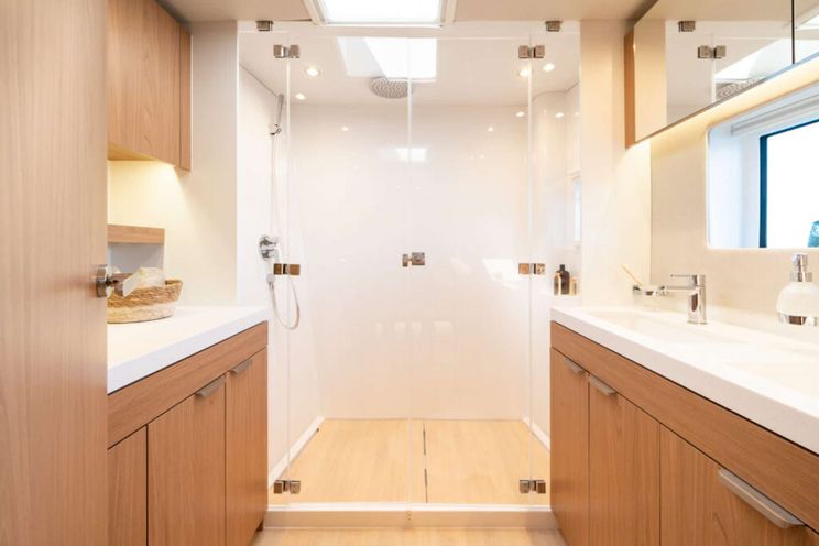 Charter Yacht FARBEN - Bali 5.8 - 4 Cabins - Trogir - Split - Dubrovnik - Hvar - Croatia