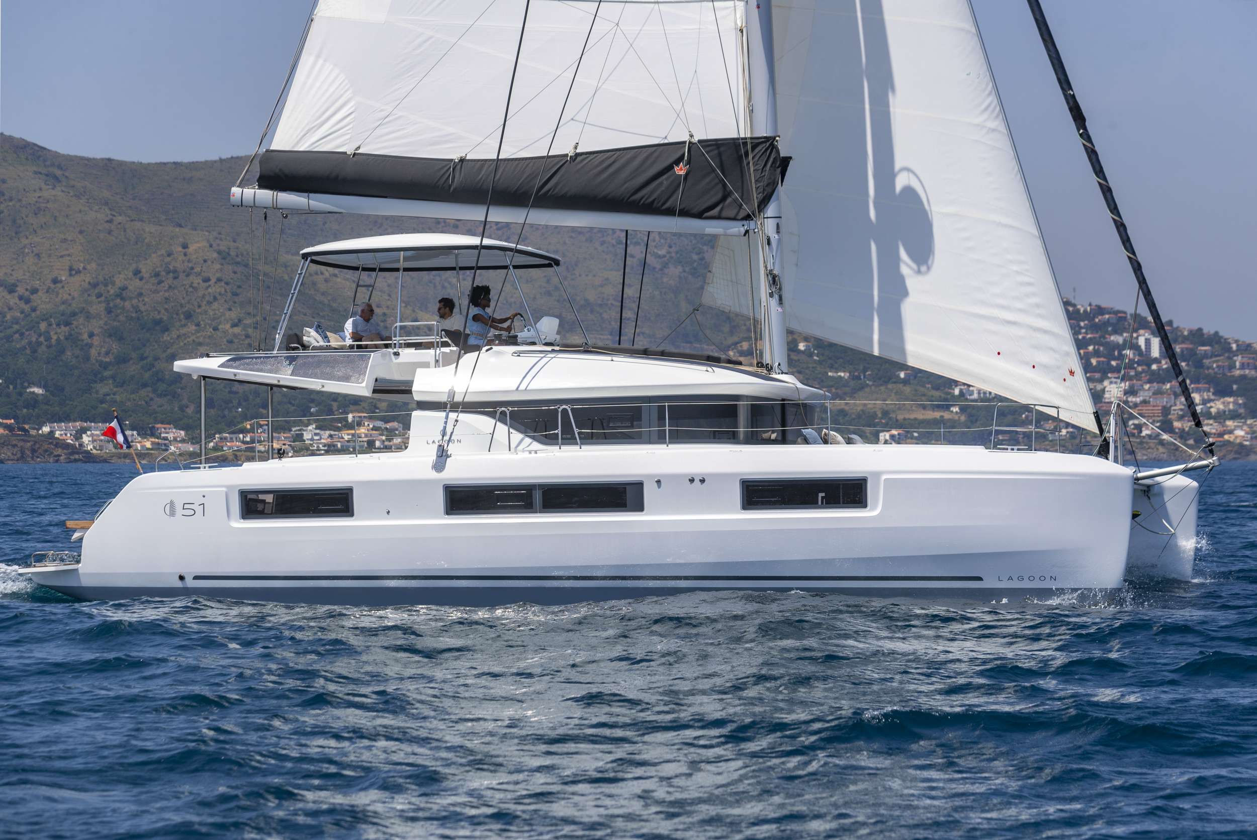 REALITY Lagoon 51 - profile