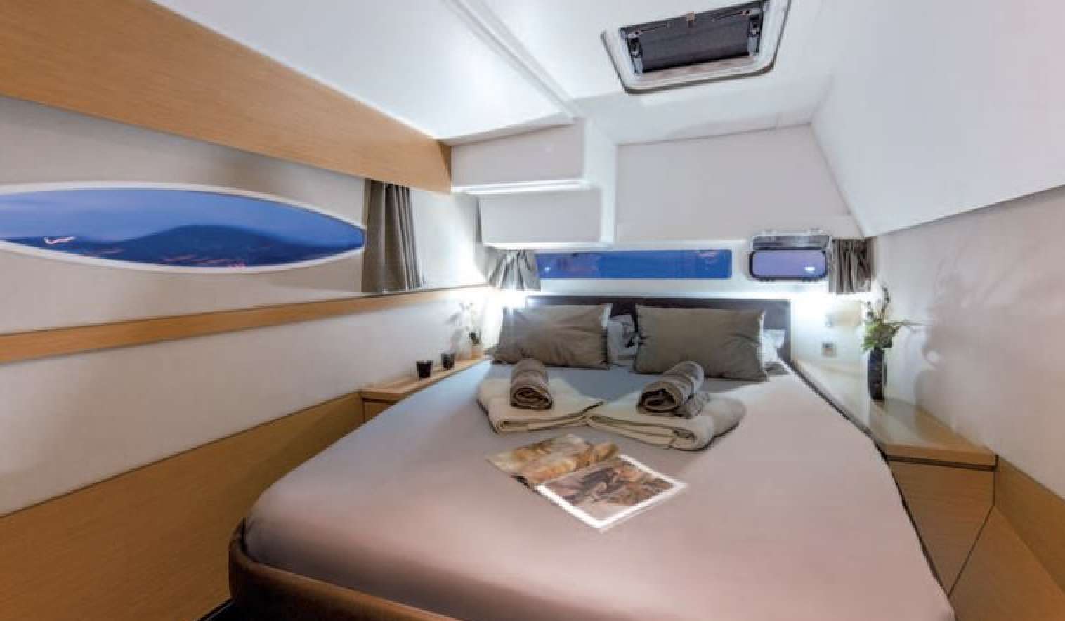 MAHANA Fountaine Pajot Helia 44 - VIP cabin