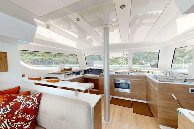 Charter Yacht AQUATIC ODYSSEY - Bali 4.2 - 4 Cabins - Tortola - Anegada - Virgin Gorda - BVI - Caribbean