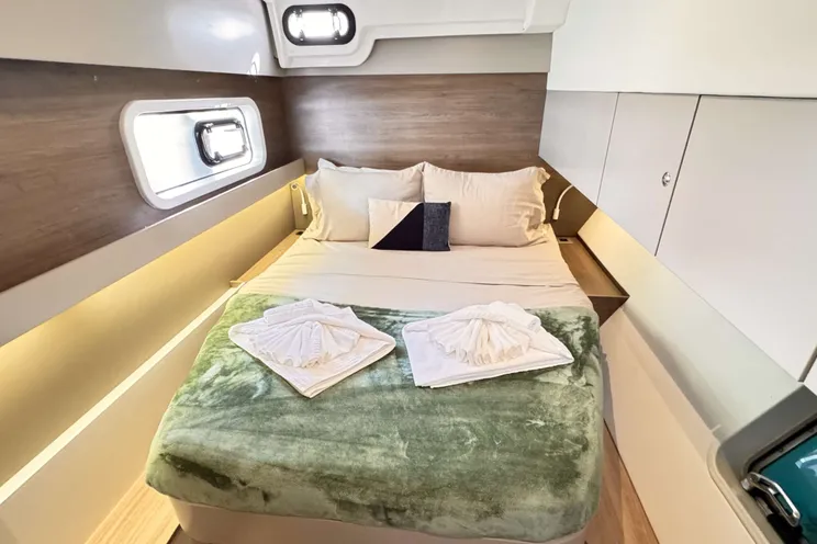 Charter Yacht AQUATIC ODYSSEY - Bali 4.2 - 4 Cabins - Tortola - Anegada - Virgin Gorda - BVI - Caribbean