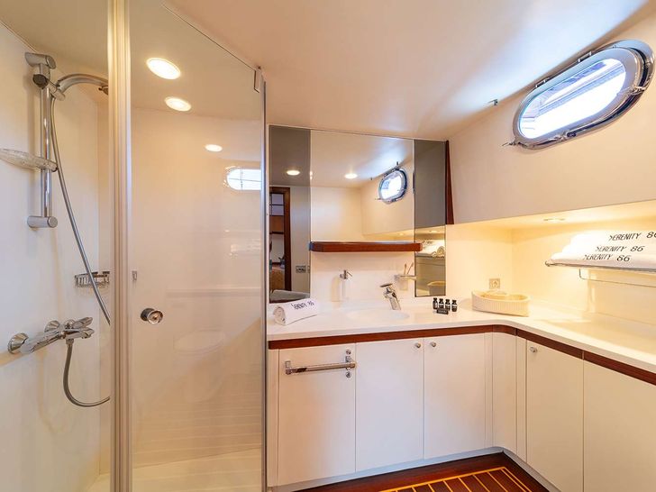 Master Cabin Bathroom Master Cabin Bathroom