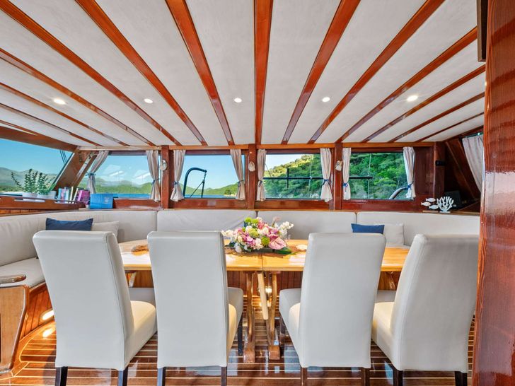 ELEGANZA Custom Gulet 27m - indoor dining area ELEGANZA Custom Gulet 27m - indoor dining area