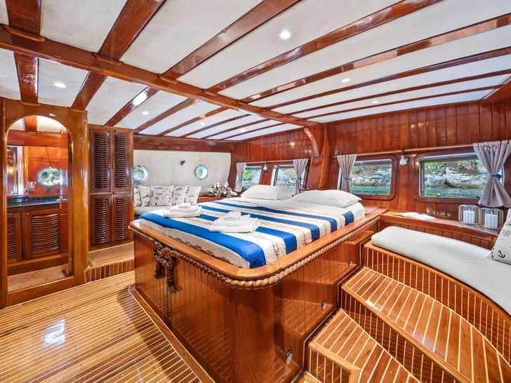 ELEGANZA Custom Gulet 27m - master cabin ELEGANZA Custom Gulet 27m - master cabin