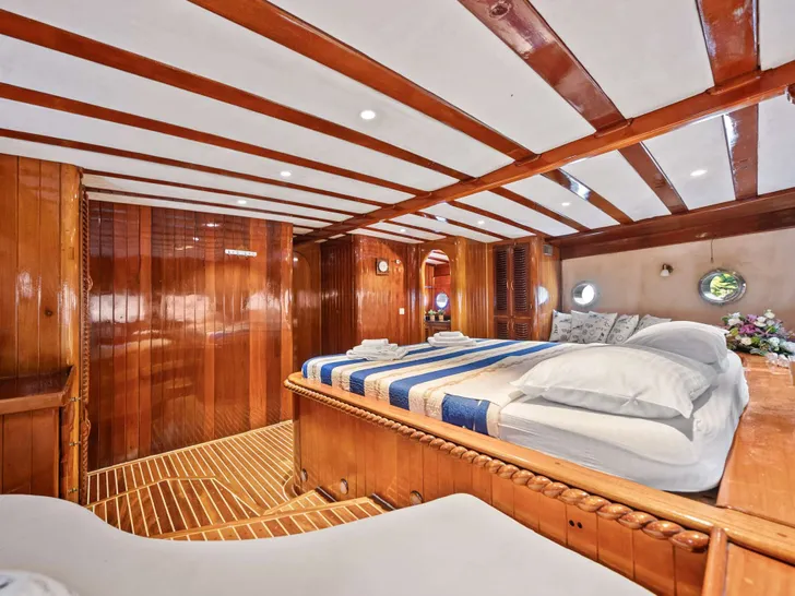 ELEGANZA Custom Gulet 27m - VIP cabin 1 ELEGANZA Custom Gulet 27m - VIP cabin 1