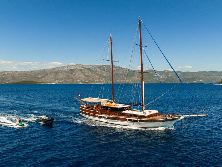 ELEGANZA Custom Gulet 27m - profile ELEGANZA Custom Gulet 27m - profile