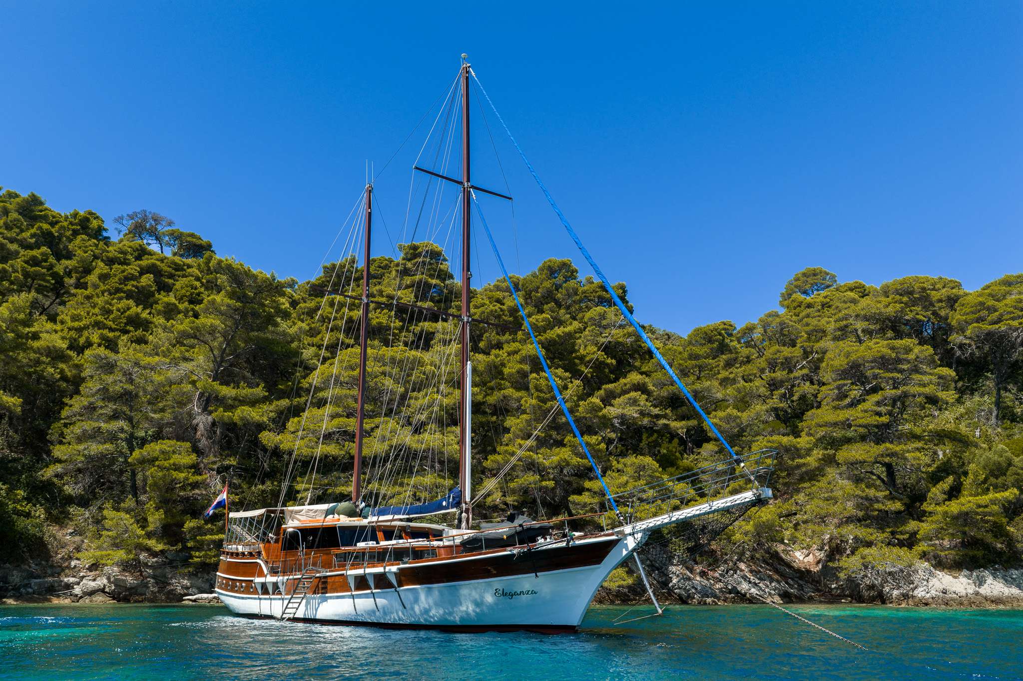 Charter Yacht ELEGANZA - Custom Gulet 27m - 5 Cabins - Split - Dubrovnik - Hvar - Croatia