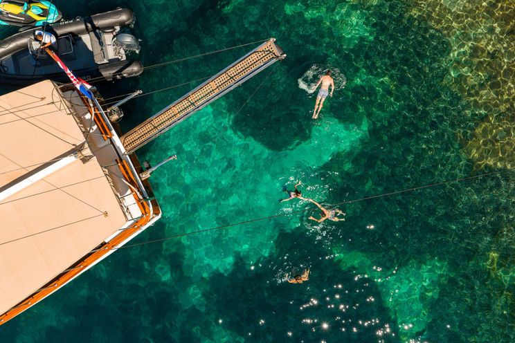 Charter Yacht ELEGANZA - Custom Gulet 27m - 5 Cabins - Split - Dubrovnik - Hvar - Croatia