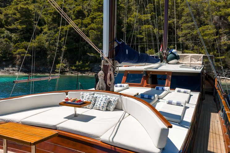 Charter Yacht ELEGANZA - Custom Gulet 27m - 5 Cabins - Split - Dubrovnik - Hvar - Croatia