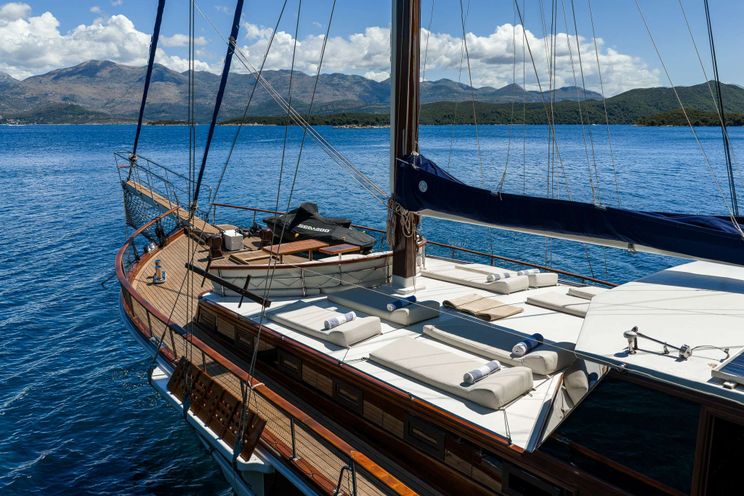 Charter Yacht ELEGANZA - Custom Gulet 27m - 5 Cabins - Split - Dubrovnik - Hvar - Croatia