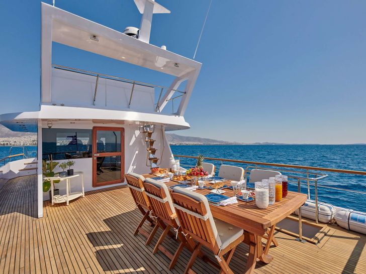 WIDE LIBERTY Torgem 28m - sun deck WIDE LIBERTY Torgem 28m - sun deck