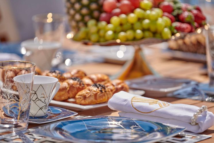 Charter Yacht WIDE LIBERTY - Torgem 28m - 5 cabins - Athens - Mykonos - Paros - Cyclades - Greece