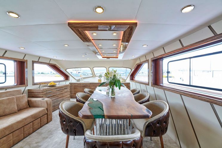 Charter Yacht WIDE LIBERTY - Torgem 28m - 5 cabins - Athens - Mykonos - Paros - Cyclades - Greece