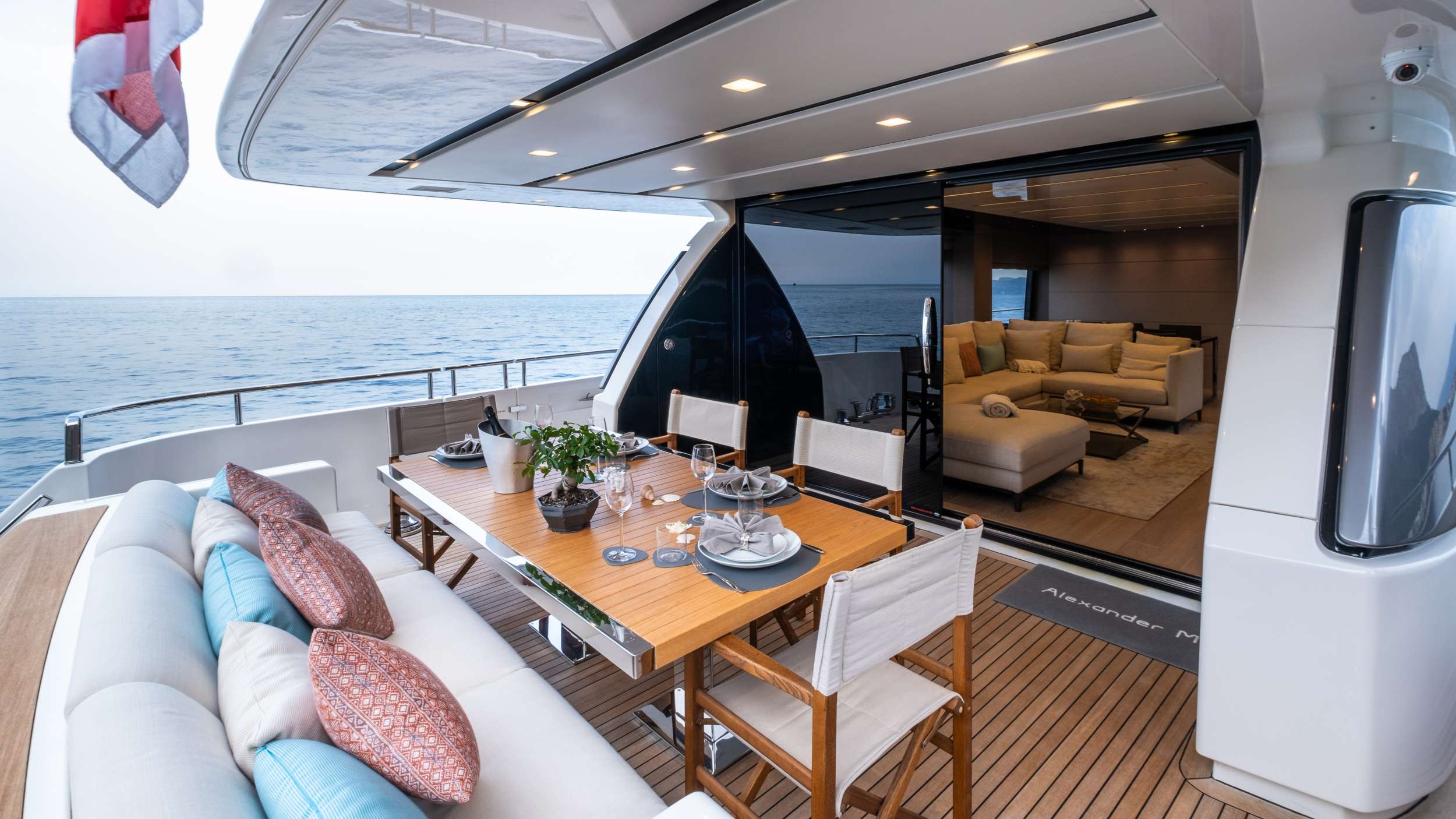 ALEXANDER M Sanlorenzo SL78 - aft deck