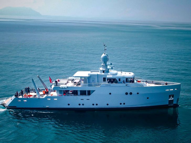 CARMEN Aegean 37m - anchored CARMEN Aegean 37m - anchored