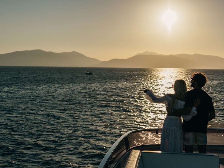 WHY NOT Dominator 78 - under the sunset WHY NOT Dominator 78 - under the sunset