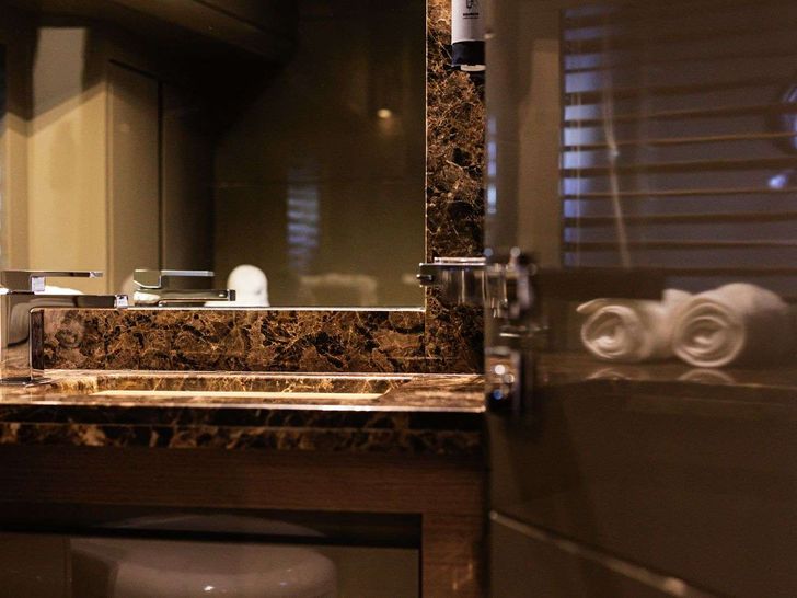 WHY NOT Dominator 78 - VIP cabin 1 bathroom WHY NOT Dominator 78 - VIP cabin 1 bathroom